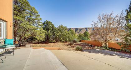 10 Mi to Dtwn: Pet-friendly Sedona Getaway!