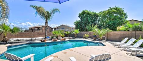 House (5 Bedrooms) | Front of property