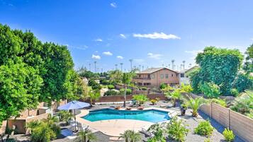 House (5 Bedrooms) | Interior