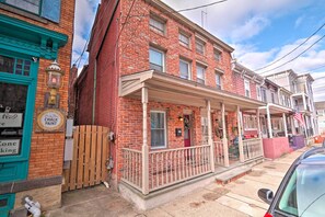 House (2 Bedrooms) | Front of property