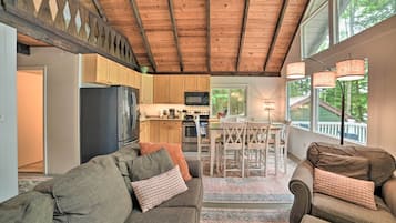 Cottage (3 Bedrooms) | Interior