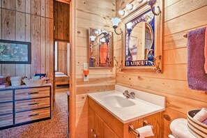 Ferienhaus (2 Bedrooms) | Badezimmer