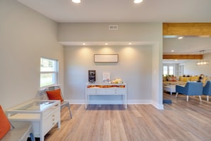 Interior - Scenic Home on 20-acre Farm: Families Welcome (Cleveland)