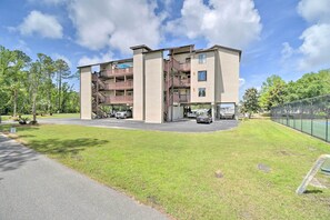 Apartment (3 Bedrooms) | Interior - Coastal Condo w/ 2 Pools + Mobile Bay Views! (Gulf Shores)