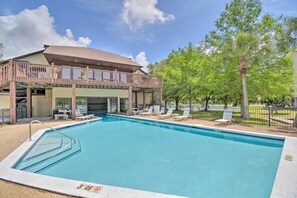 Apartment (3 Bedrooms) | Interior - Coastal Condo w/ 2 Pools + Mobile Bay Views! (Gulf Shores)