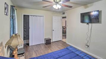 Rumah (2 Bedrooms) | Interior