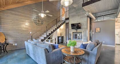 Dog-friendly Kingsland Rental on Lake Lbj!