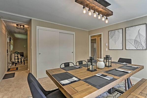 House (3 Bedrooms) | Interior