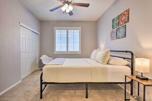 House (3 Bedrooms) | Interior - San Tan Valley Home w/ Pool Access & Golf View! (San Tan Valley)