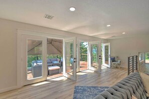 Cottage (4 Bedrooms) | Interior - Upscale Cottage With Furnished Lake-view Deck! (Rogers)