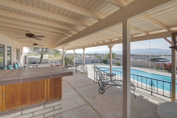 House (3 Bedrooms) | Interior - 2 Mi to Lake Havasu: Private Oasis w/ Pool & Views (Lake Havasu City)