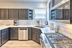 Maison (5 Bedrooms) | Intérieur