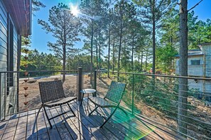 House (2 Bedrooms) | Interior - Broken Bow Cabin < 9 Mi to Choctaw Landing Casino (Broken Bow)