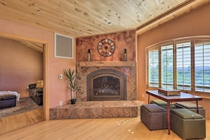 House (2 Bedrooms) | Interior
