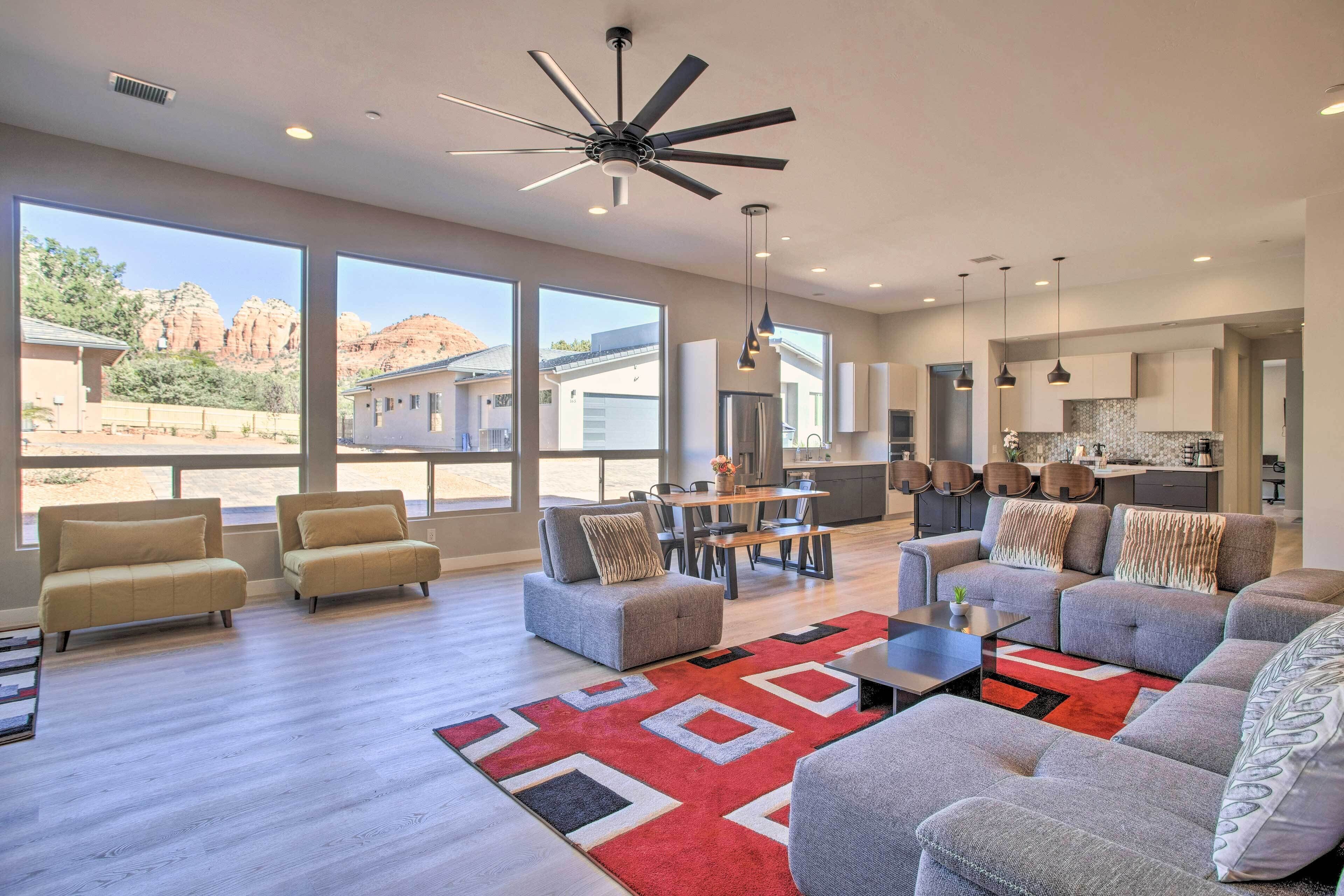 House (4 Bedrooms) | Interior