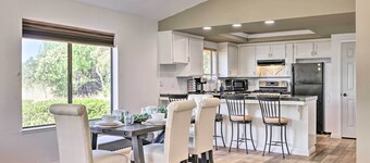 Balcony & Scenic View: Sonora Hideaway!