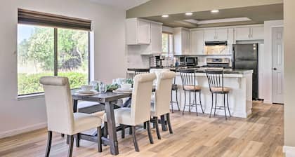 Balcony & Scenic View: Sonora Hideaway!