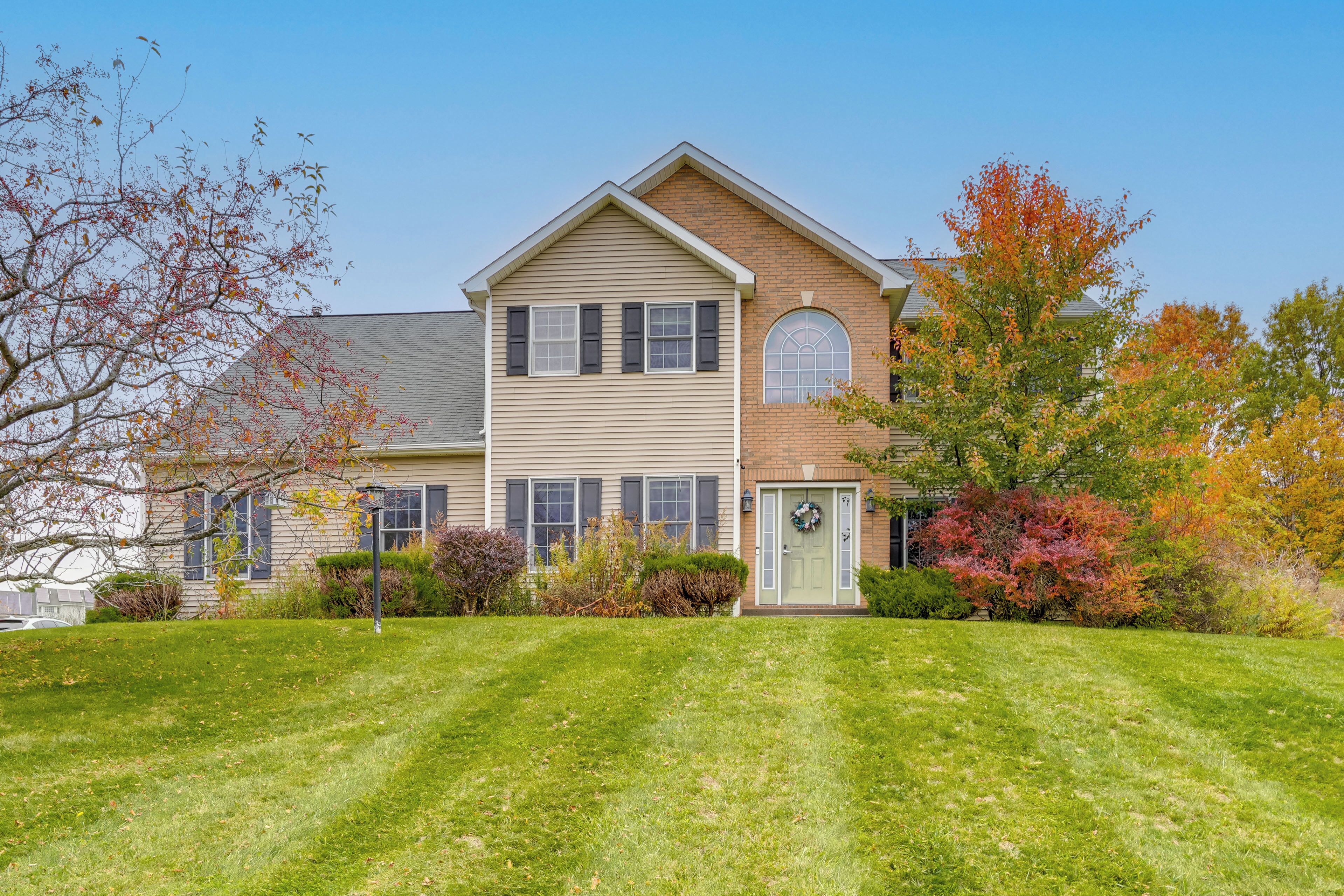 Nhà (5 Bedrooms) | Mặt tiền nơi lưu trú