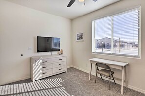 House (3 Bedrooms) | Interior - Modern Kingman Vacation Rental, 5 Mi to Dtwn! (Kingman)