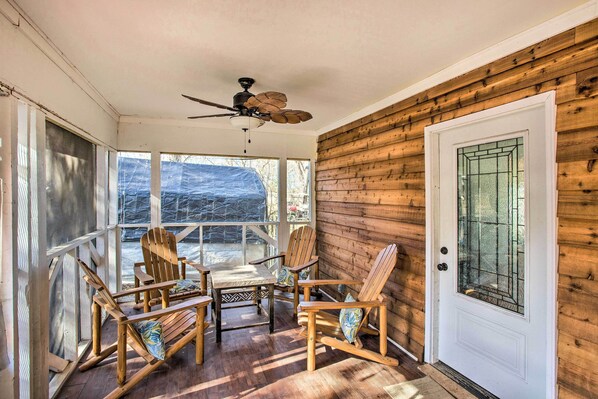 Cottage (2 Bedrooms) | Interior