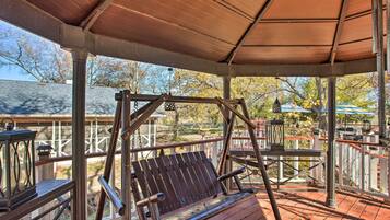 Cottage (2 Bedrooms) | Interior