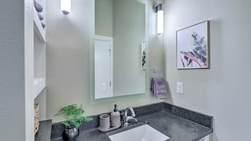 Apartment (1 Bedroom) | Interior