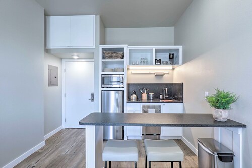 Bright San Marcos Apartment w/ Ideal Location