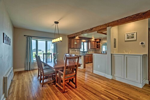 Common Fence Point Cottage w/ Ocean Views!