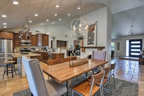 บ้านพัก (4 Bedrooms) | ภายใน