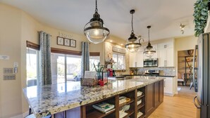 House (4 Bedrooms) | Private kitchen | Microwave, oven, stovetop, dishwasher - Outdoor Kitchen & Pool: Cave Creek Getaway (Cave Creek)