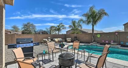 Private Pool & Hot Tub: San Tan Valley Home