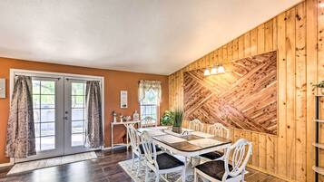 Casa (4 Bedrooms) | Restaurantes