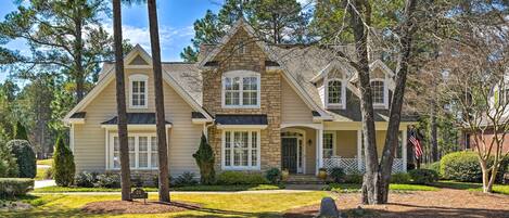 Nhà (4 Bedrooms) | Mặt tiền nơi lưu trú