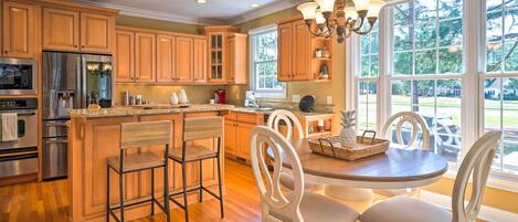 House (4 Bedrooms) | Interior