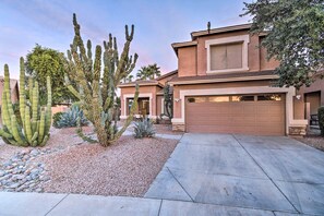Exterior detail - New! Luxe Surprise Home w/ Outdoor Entertainment! (Surprise)