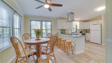 Rumah (3 Bedrooms) | Interior