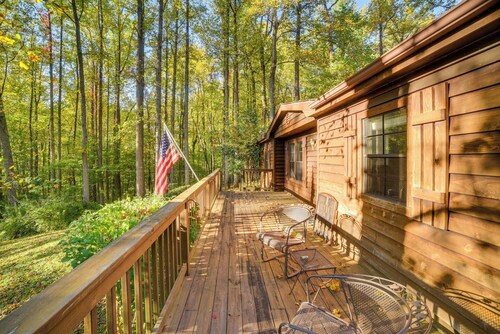 Stanardsville Cabin Rental ~ 24 Mi to Shenandoah!