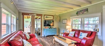 Furnished Deck & Dock: Renovated Sargent Cabin!