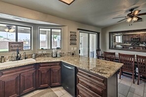 Interior - 1 Mi to Lake: Home w/ Pool & Views in Lake Havasu (Lake Havasu City)