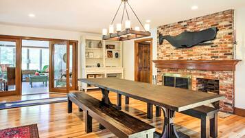 House (Multiple Bedrooms) | Interior