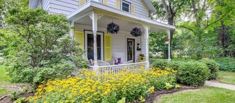 Historic Home w/ Sunroom - 5 Mi to Lambeau Field!