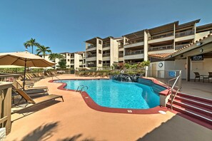 Interior - Kailua-kona Condo w/ Ocean & Golf Course Views! (Kailua-Kona)