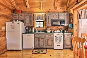 House (2 Bedrooms) | Interior - Secluded Sevierville Cabin w/ Hot Tub! (Sevierville)