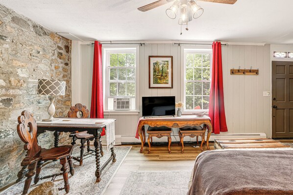 Apartment (1 Bedroom) | Interior - Charming Getaway < 1 Mi to Downtown Lambertville! (Lambertville)