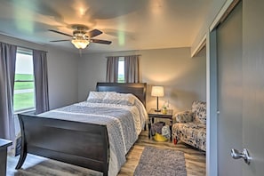 獨棟房屋 (3 Bedrooms) | 3 間臥室、熨斗/熨衣板、床單