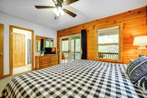 Interior - Peaceful Smoky Mountain Cabin w/ Deck & Fire Pit! (Waynesville)