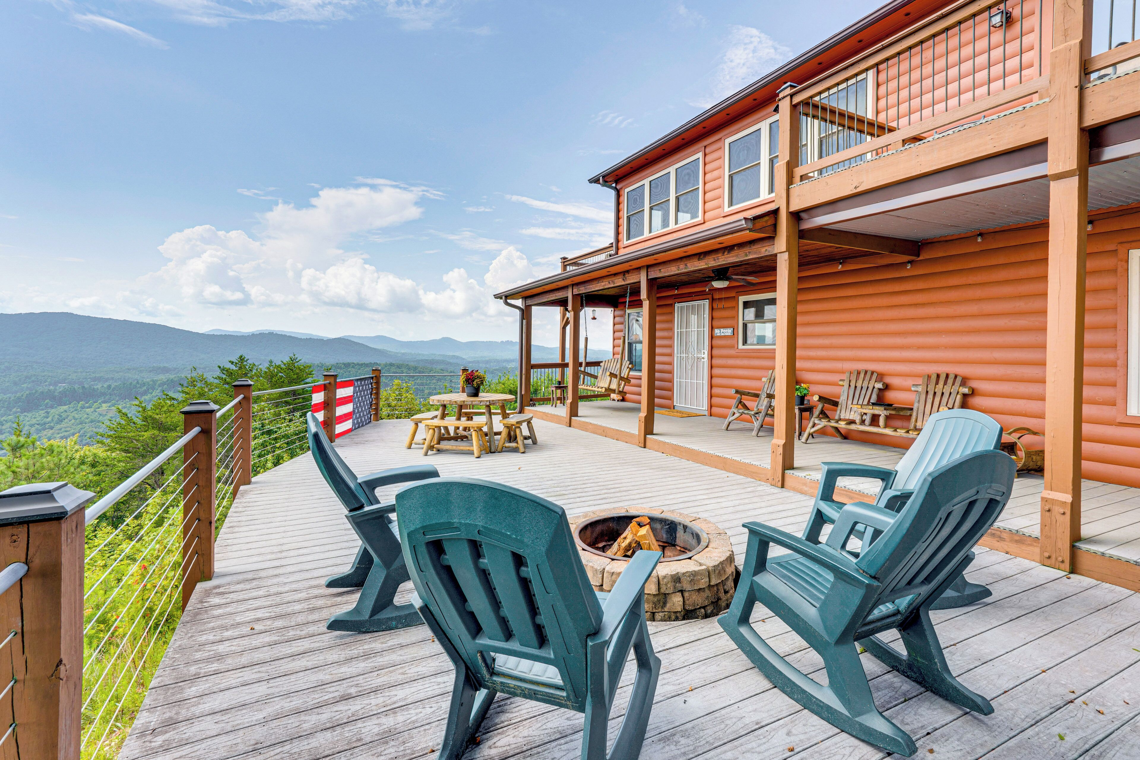 Hus (3 Bedrooms) | Utendørsservering