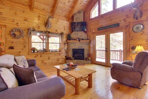 House (1 Bedroom) | Interior