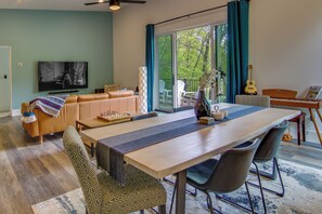 House (3 Bedrooms) | Interior - Modern Fairview Retreat: Spacious Deck + Mtn View! (Fairview)