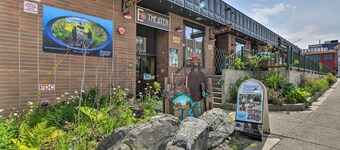 Idyllic Dtwn Anchorage Condo w/ Fireplace!